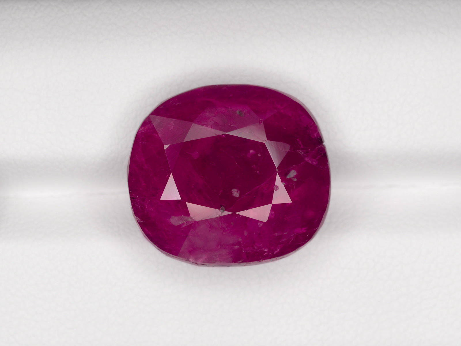 8800722-cushion-intense-pinkish-red-grs-burma-natural-ruby-21.25-ct