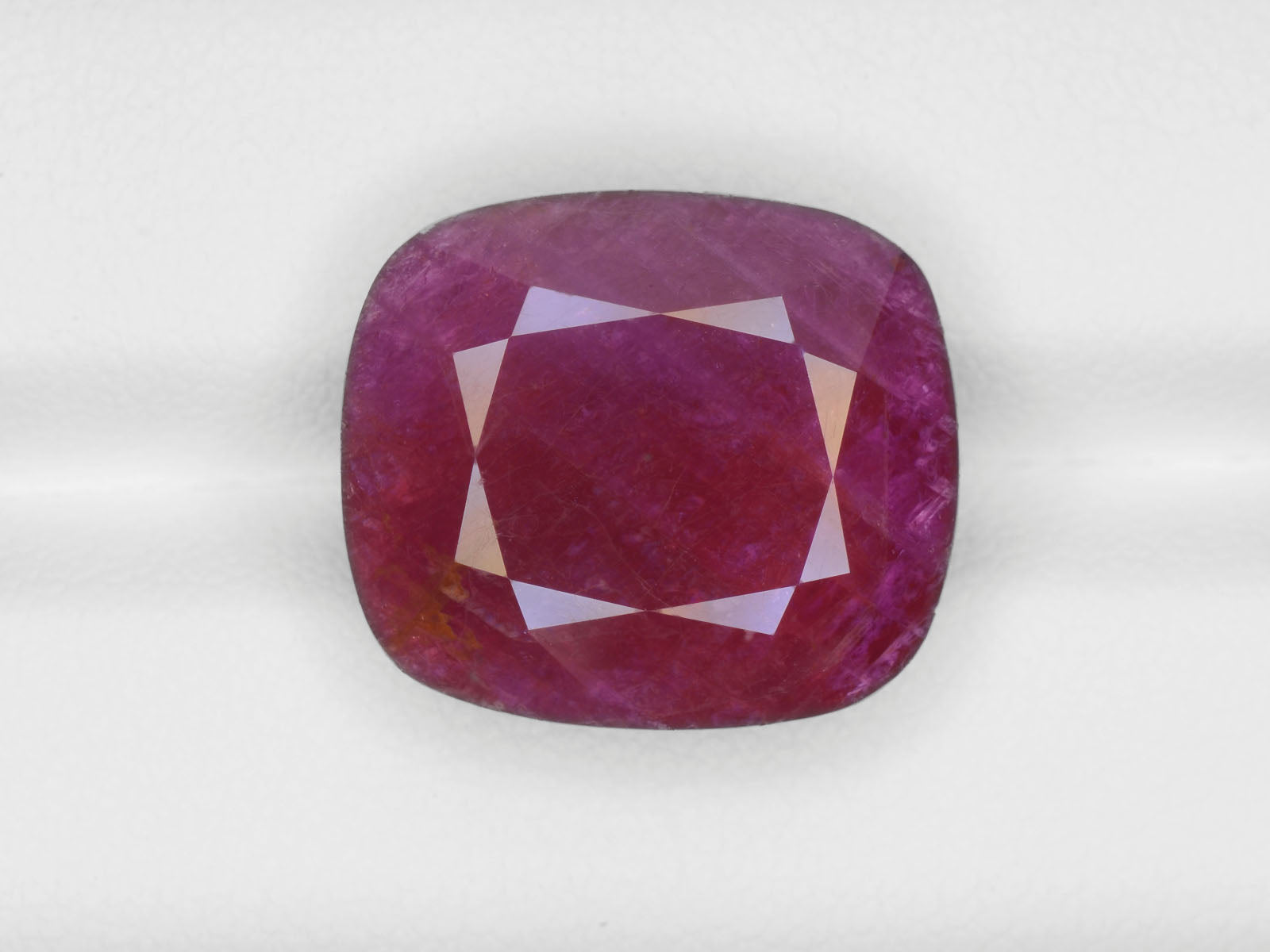 8800498-cushion-deep-pinkish-red-grs-burma-natural-ruby-21.50-ct