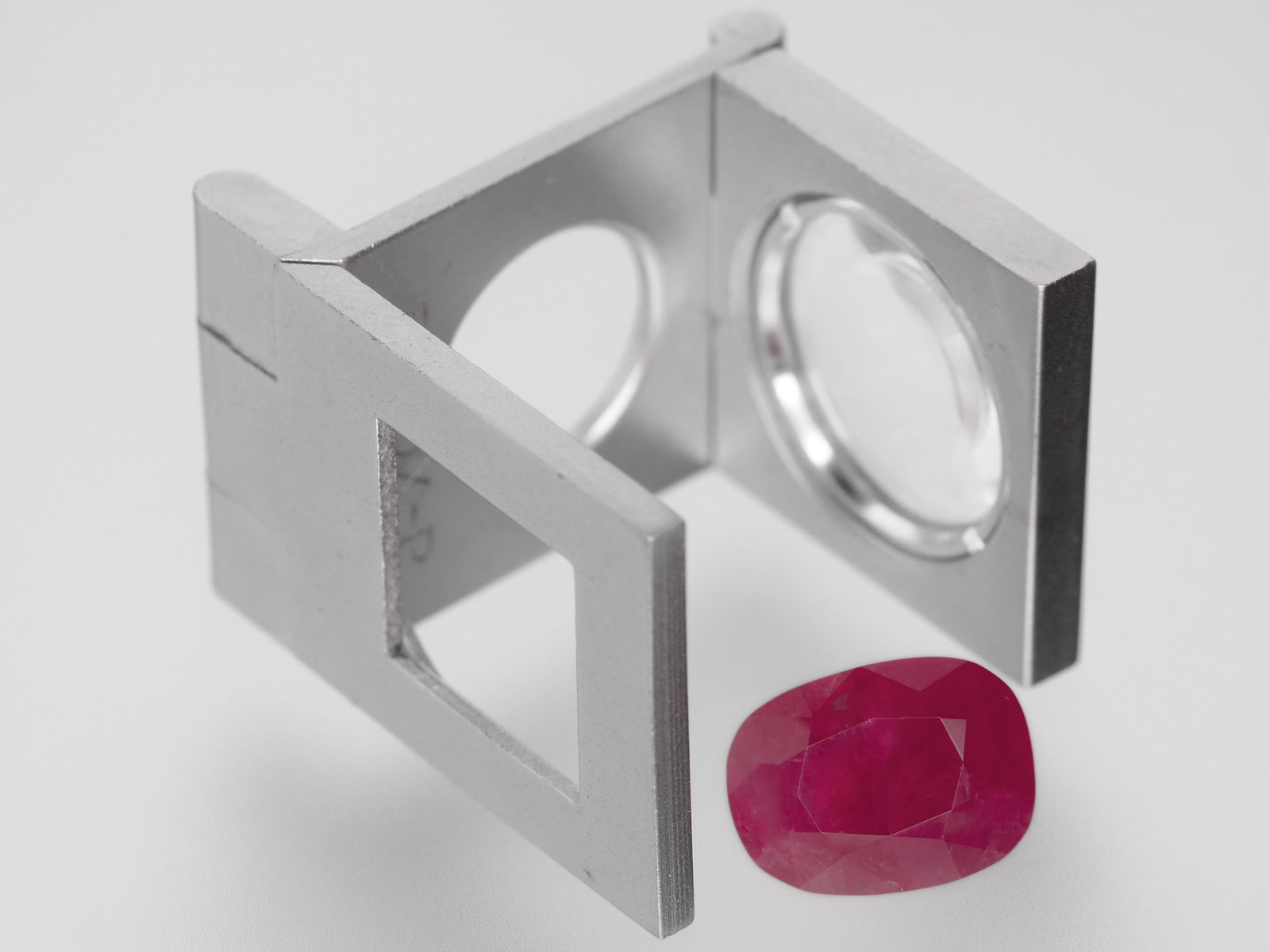 8800723-cushion-deep-pinkish-red-grs-burma-natural-ruby-6.39-ct