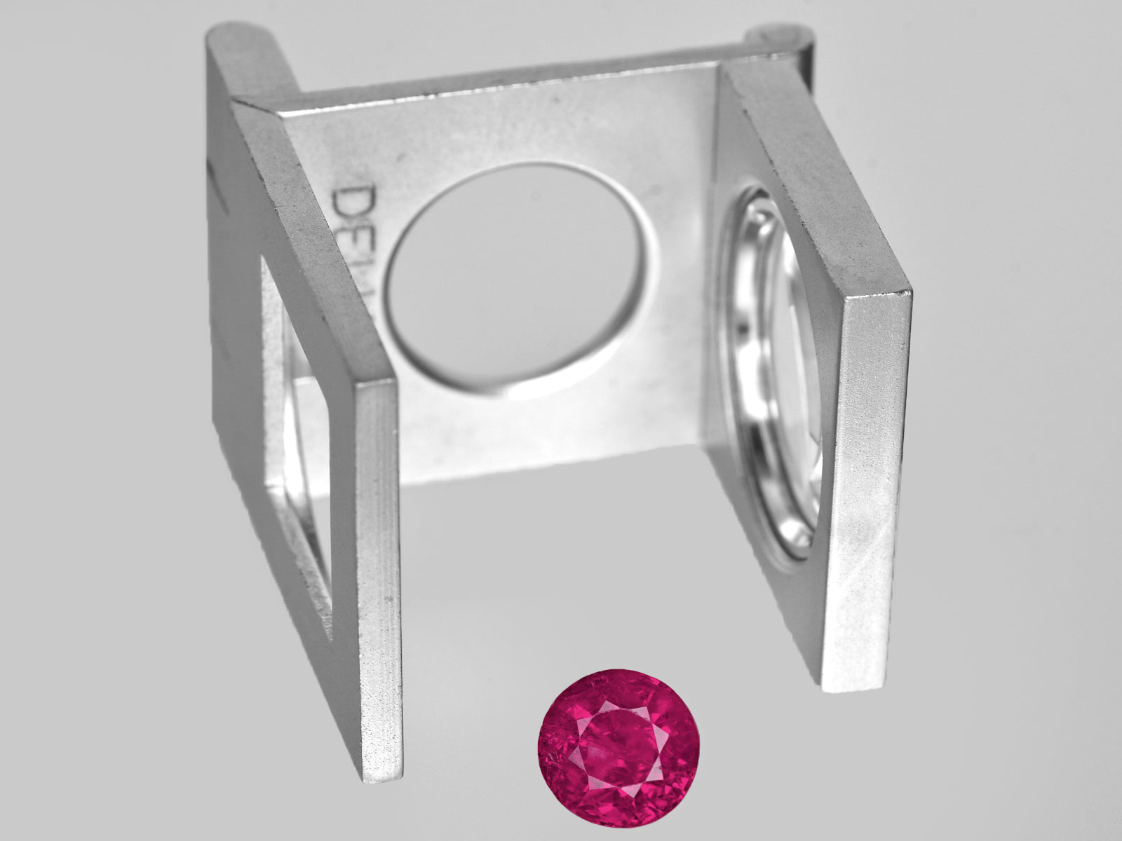 8801477-round-lustrous-vivid-pinkish-red-gia-burma-natural-ruby-2.11-ct