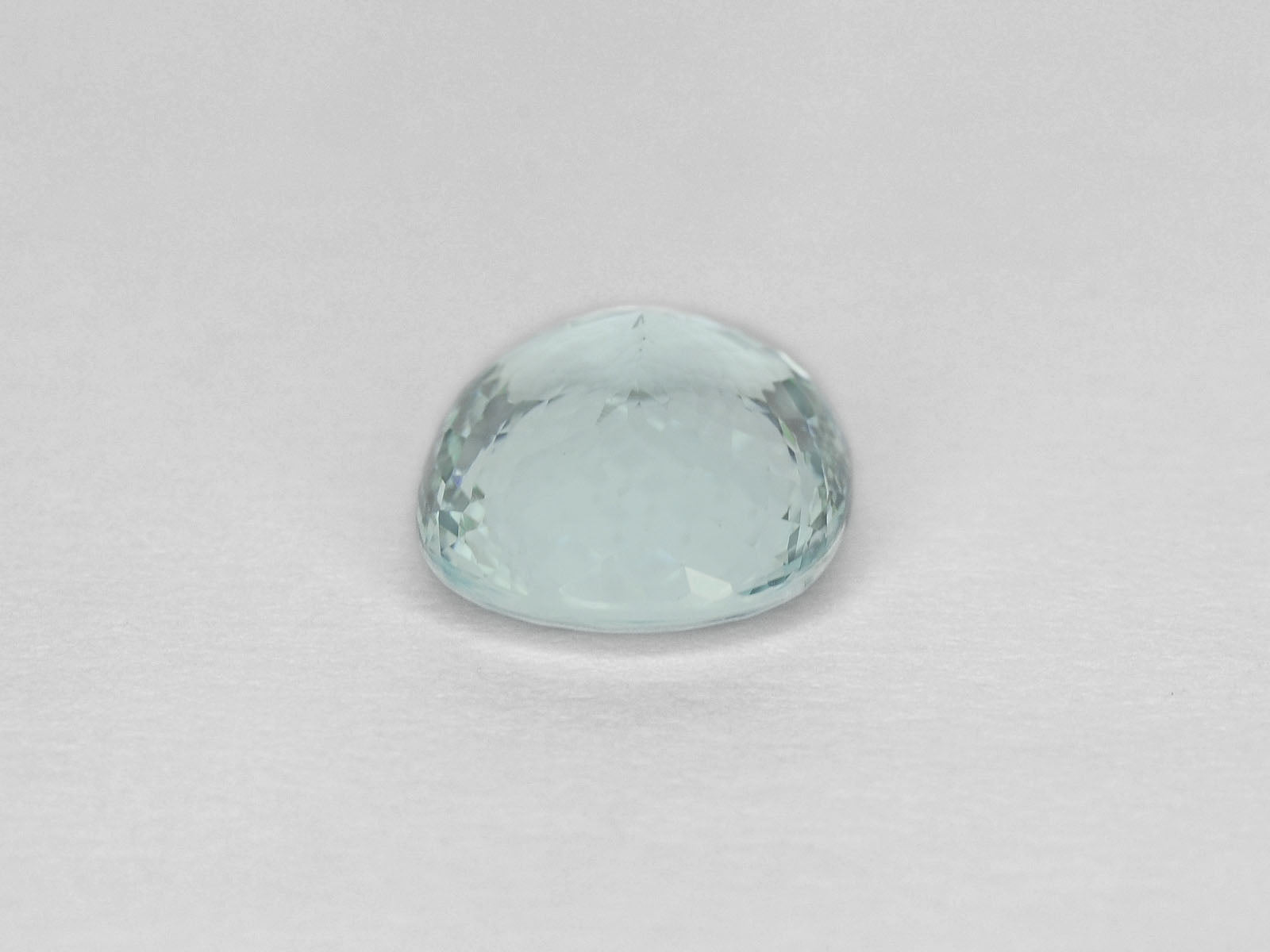 8800137-oval-soft-neon-greenish-blue-igi-mozambique-natural-paraiba-tourmaline-5.28-ct