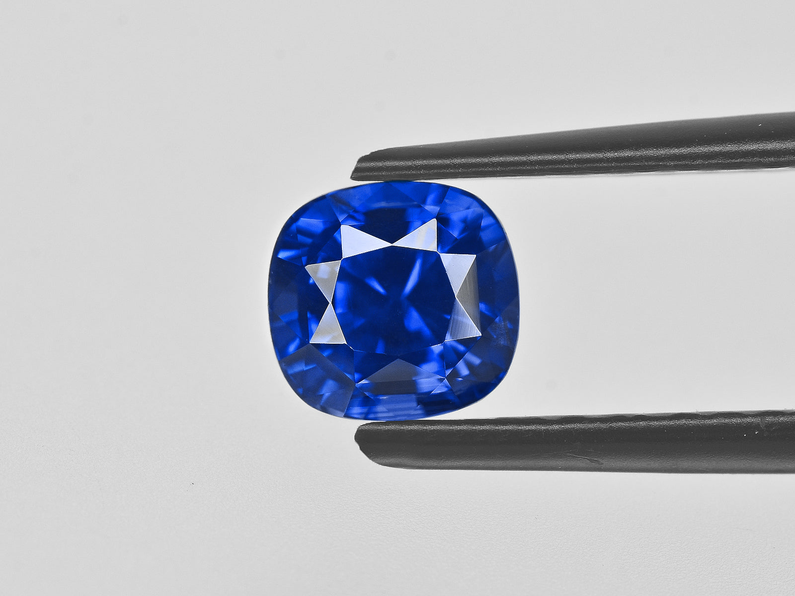 8801161-cushion-vivid-rich-royal-blue-gia-ethiopia-natural-blue-sapphire-1.58-ct