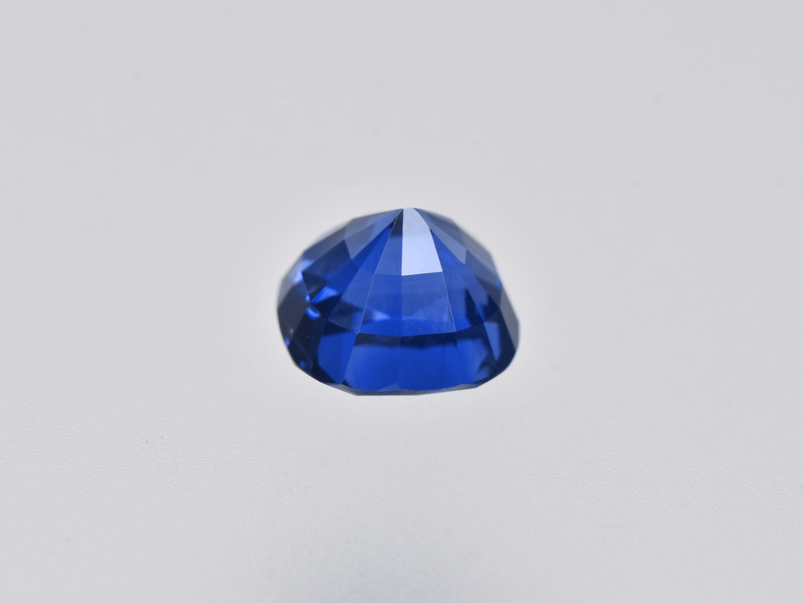 8801161-cushion-vivid-rich-royal-blue-gia-ethiopia-natural-blue-sapphire-1.58-ct