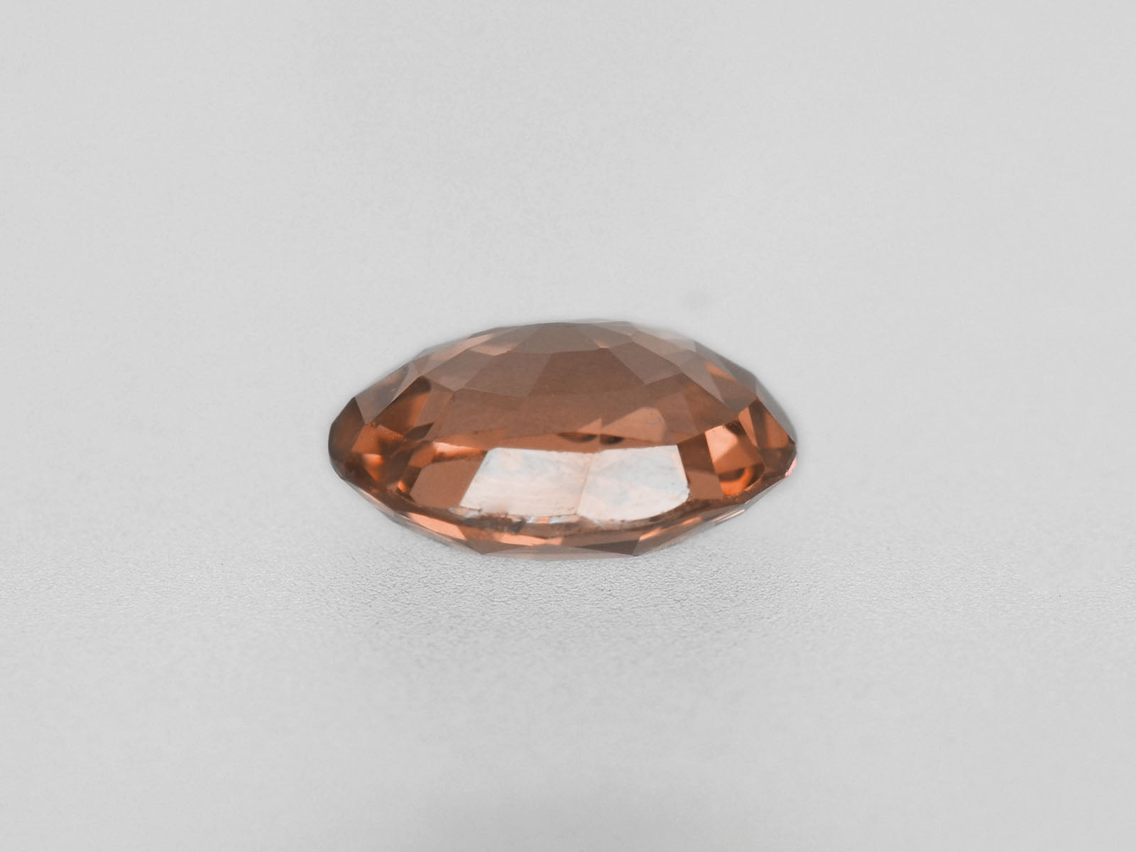 8800357-oval-brownish-orange-pink-grs-madagascar-natural-padparadscha-1.46-ct