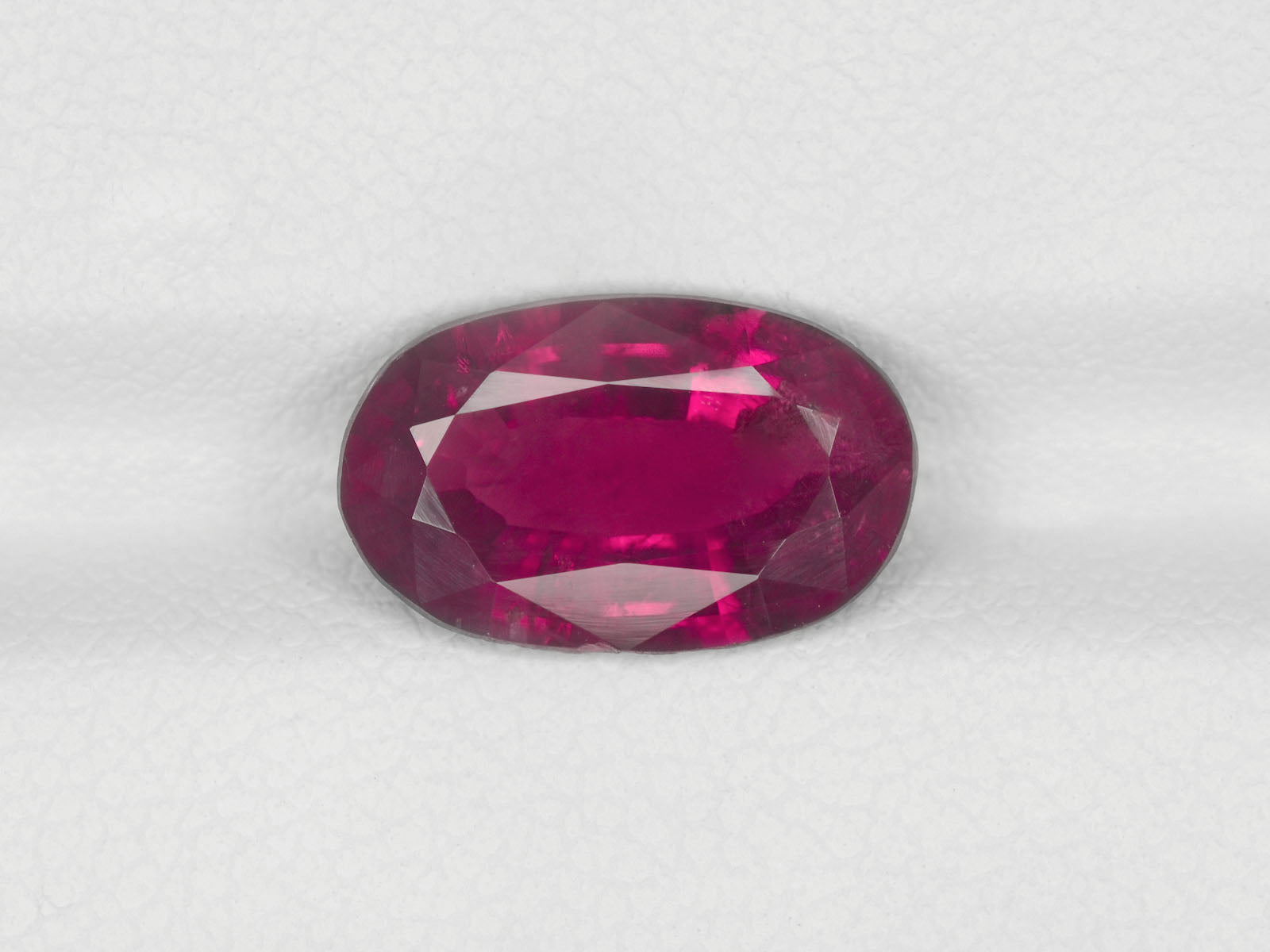 8800178-oval-intense-purplish-red-grs-kashmir-natural-ruby-3.69-ct