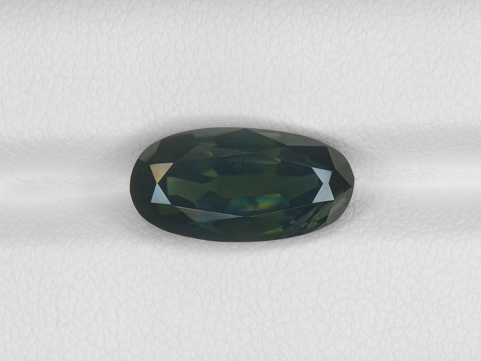8800160-oval-intense-deep-green-grs-australia-natural-other-fancy-sapphire-7.77-ct