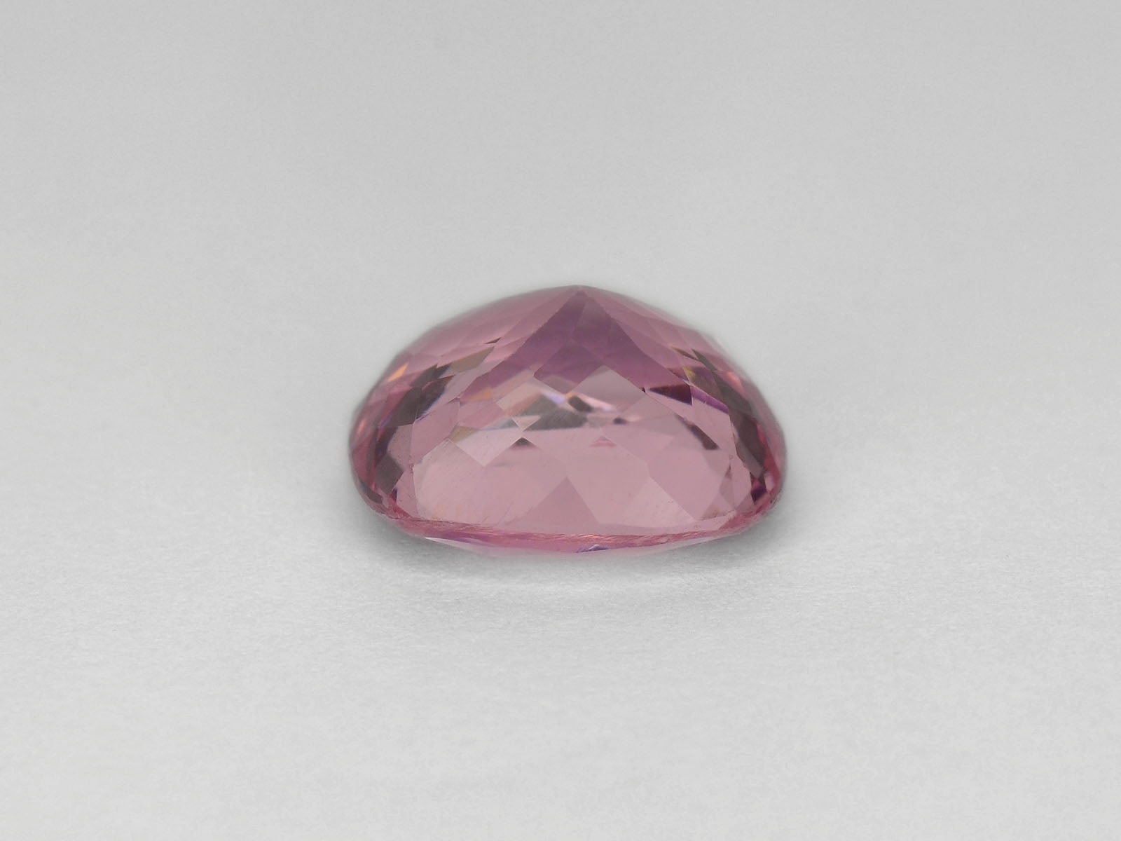 8800030-cushion-lustrous-pink-igi-sri-lanka-natural-spinel-3.59-ct