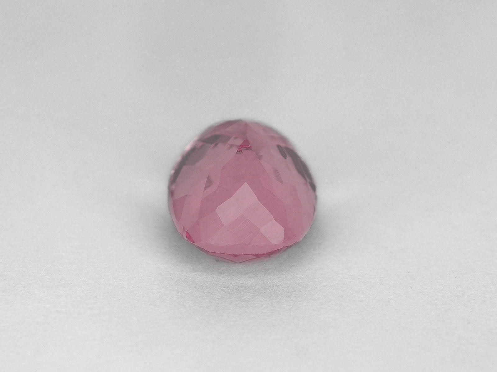 8800047-cushion-bright-pink-igi-sri-lanka-natural-spinel-2.95-ct