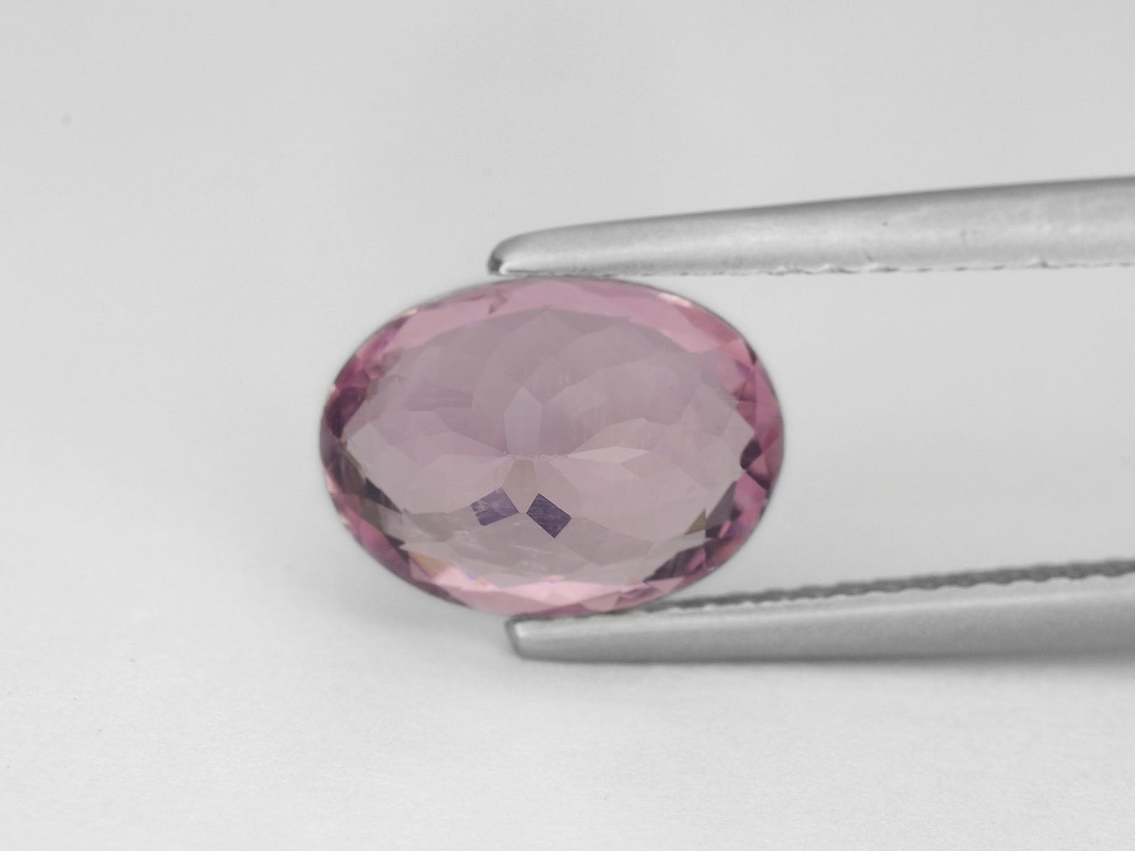 8800055-oval-pastel-pink-igi-sri-lanka-natural-spinel-6.44-ct