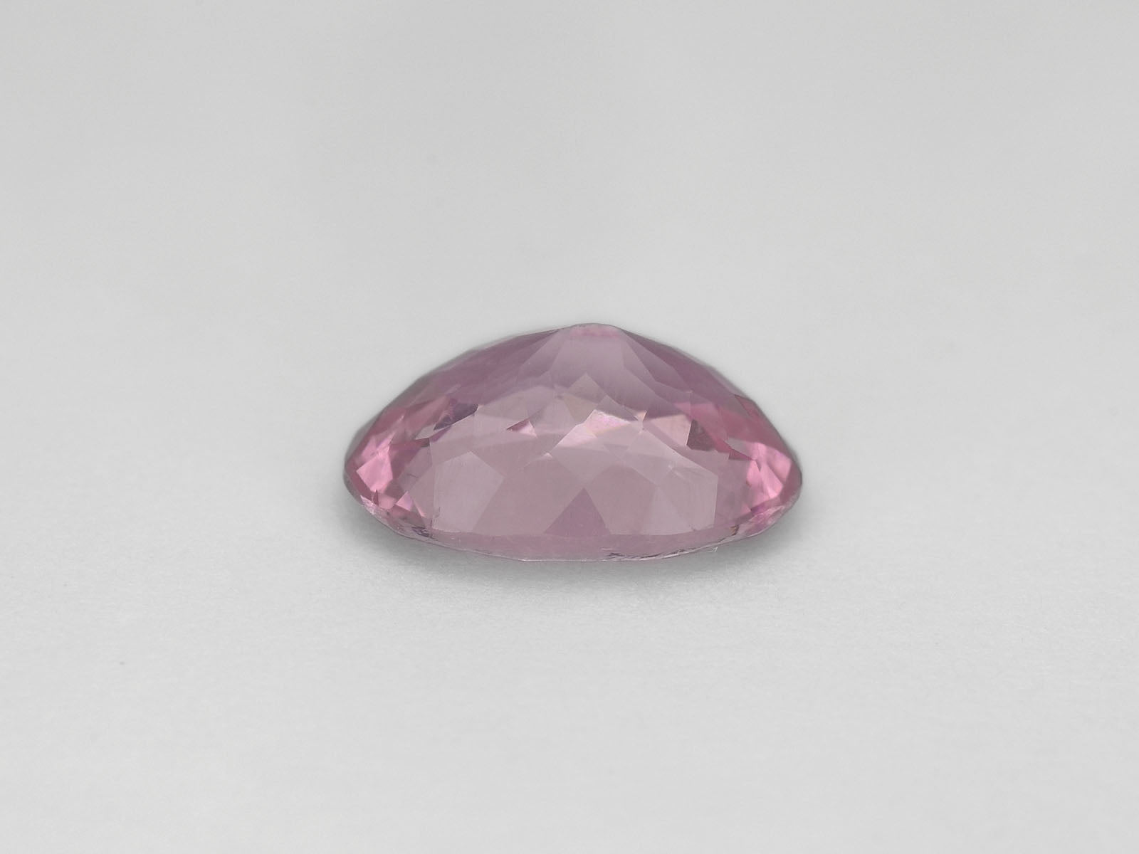 8800055-oval-pastel-pink-igi-sri-lanka-natural-spinel-6.44-ct