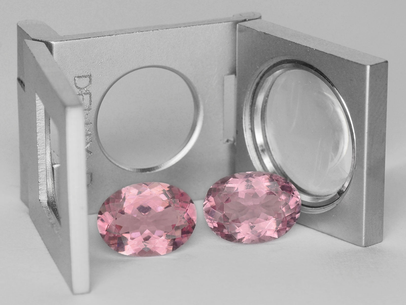 8800055-oval-pastel-pink-igi-sri-lanka-natural-spinel-6.44-ct