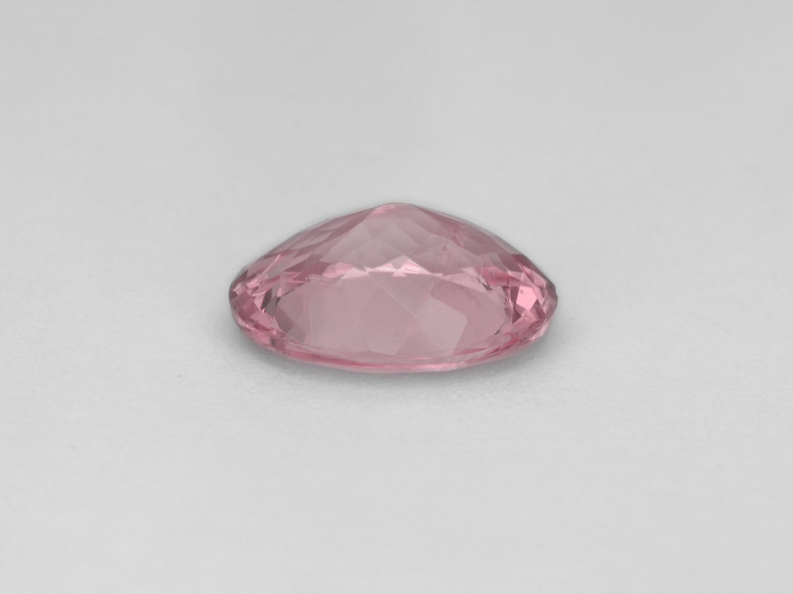 8800056-oval-pastel-pink-igi-sri-lanka-natural-spinel-3.19-ct