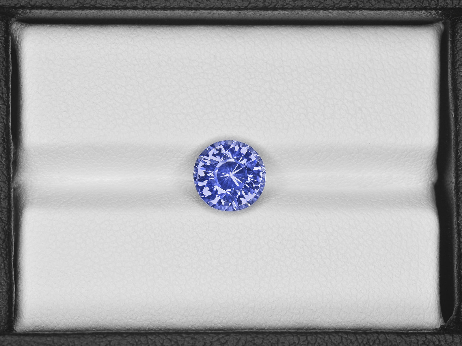 8801159-round-lustrous-blue-gia-sri-lanka-natural-blue-sapphire-3.07-ct