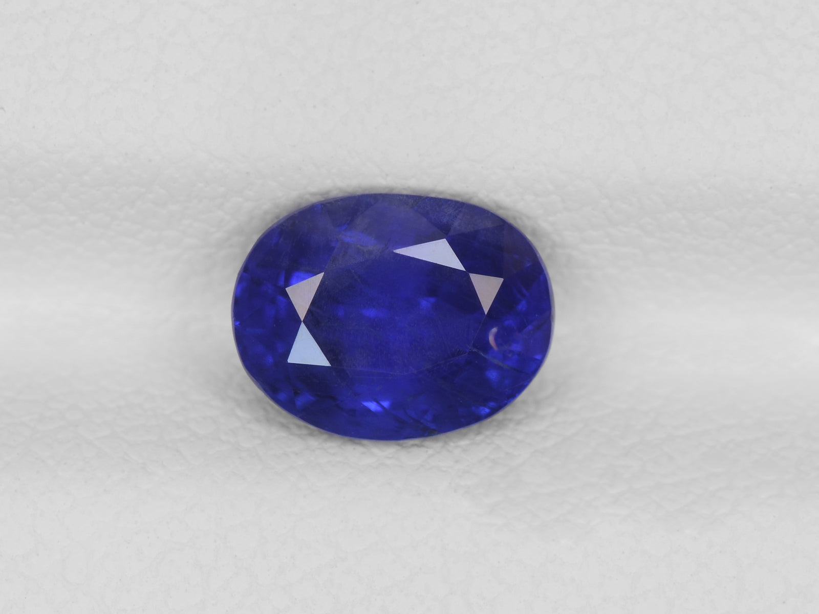8800796-oval-lively-intense-royal-blue-grs-burma-natural-blue-sapphire-1.95-ct