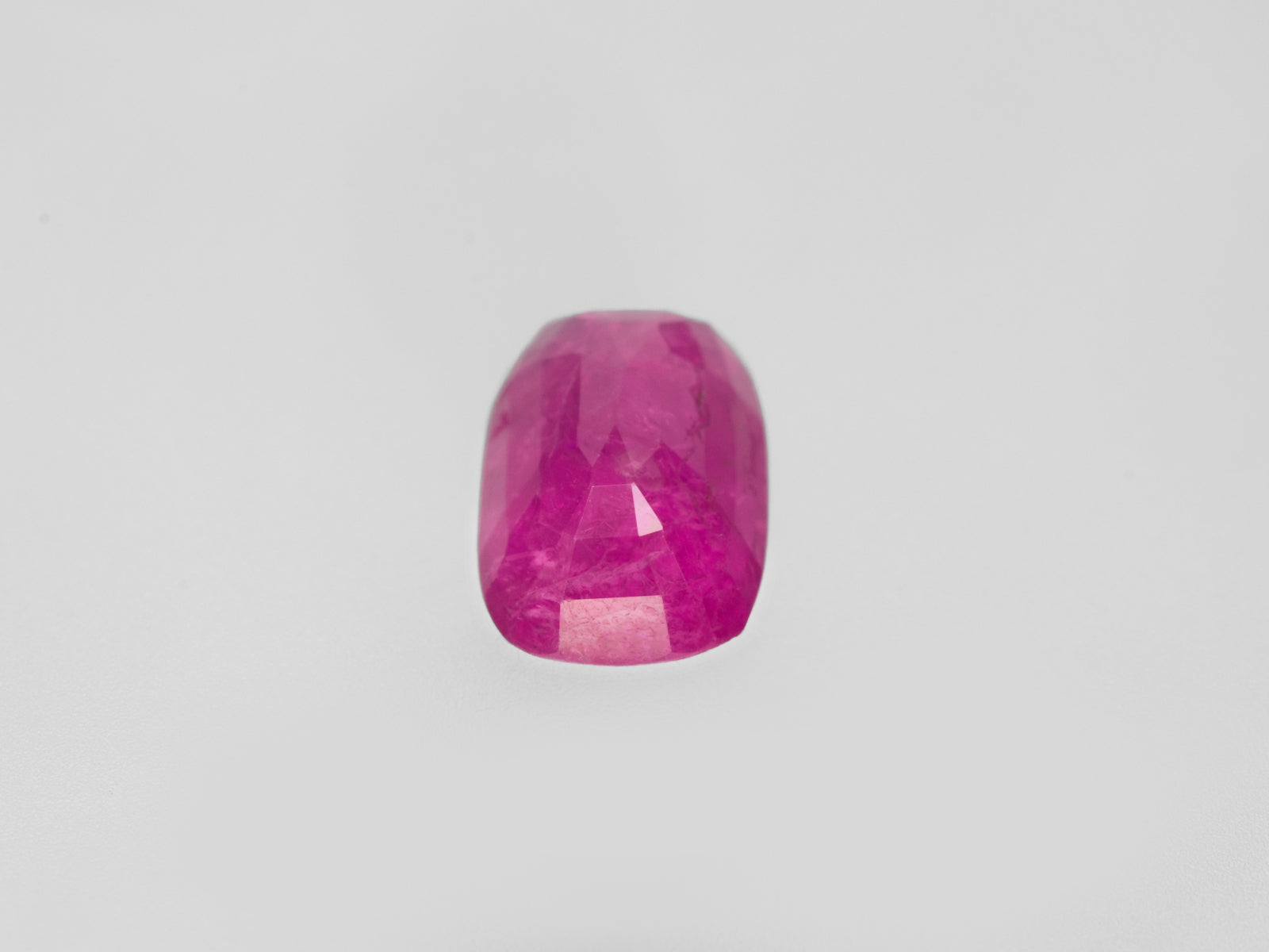 8800820-cushion-lively-pink-red-grs-burma-natural-ruby-2.95-ct