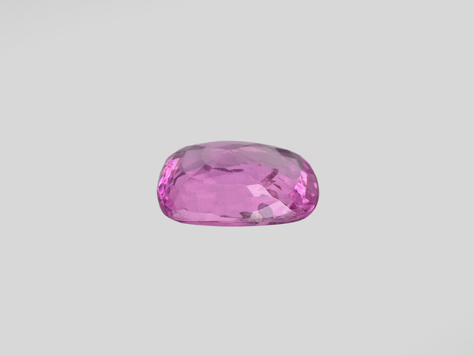 8800684-cushion-soft-pink-red-igi-madagascar-natural-ruby-3.48-ct