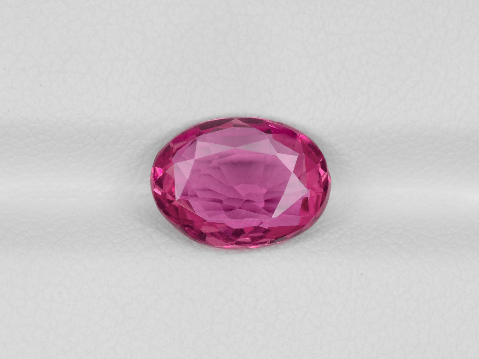8800696-oval-pink-red-igi-madagascar-natural-ruby-2.64-ct