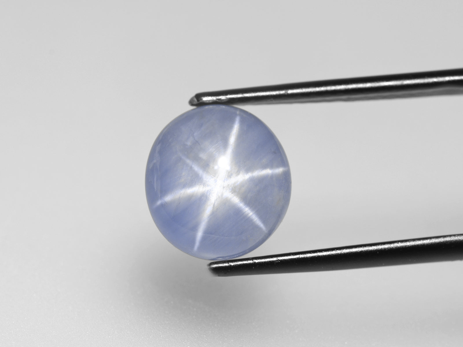8800751-cabochon-violetish-blue-igi-burma-natural-blue-star-sapphire-10.89-ct