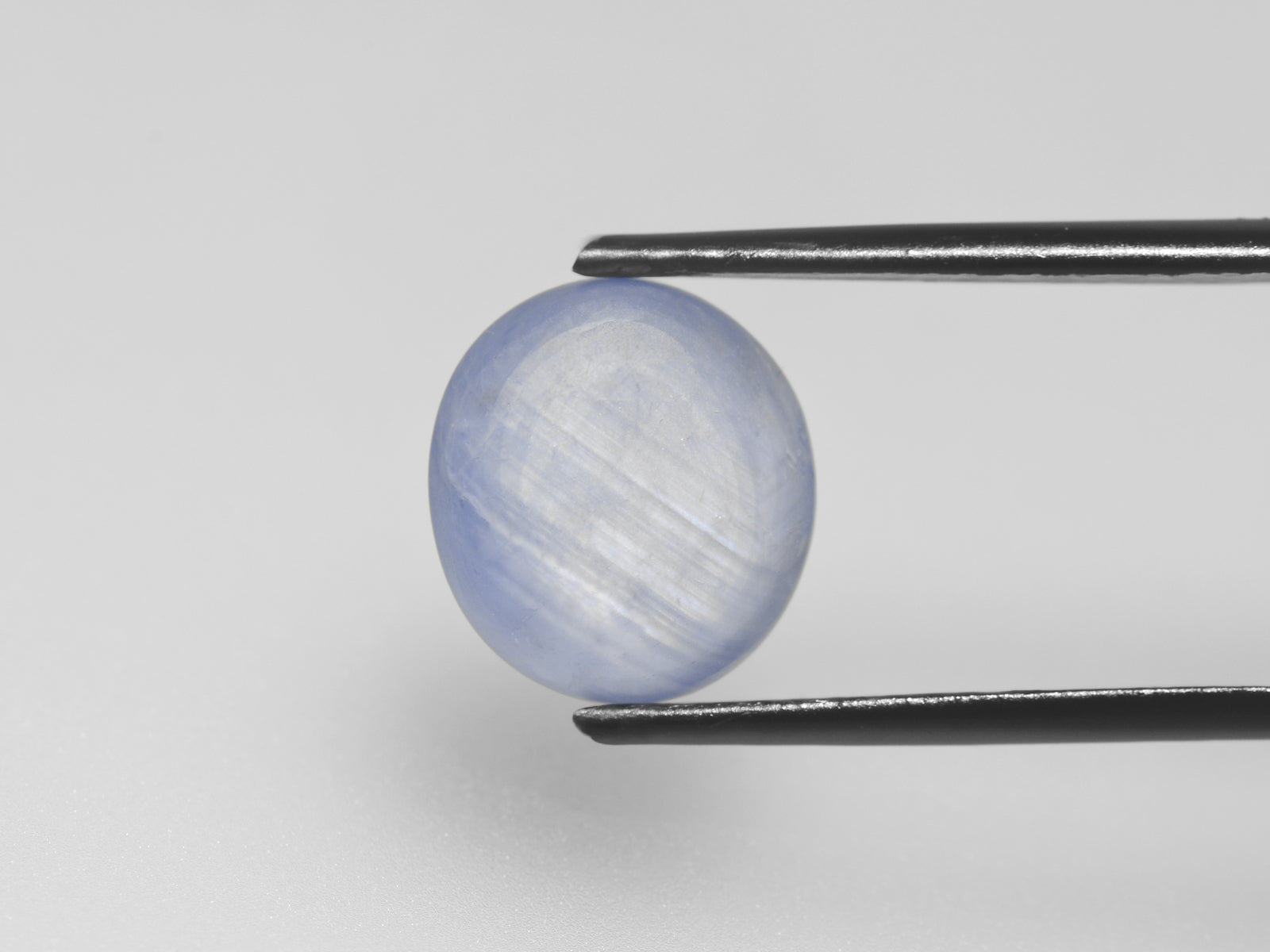 8800751-cabochon-violetish-blue-igi-burma-natural-blue-star-sapphire-10.89-ct