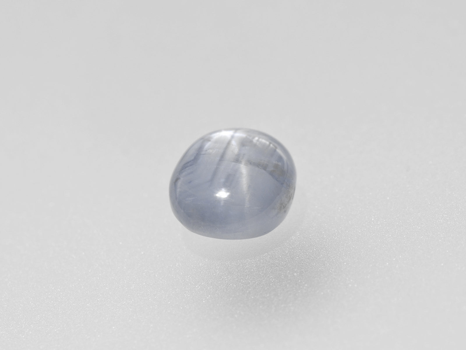8800752-cabochon-greyish-blue-igi-burma-natural-blue-star-sapphire-5.87-ct