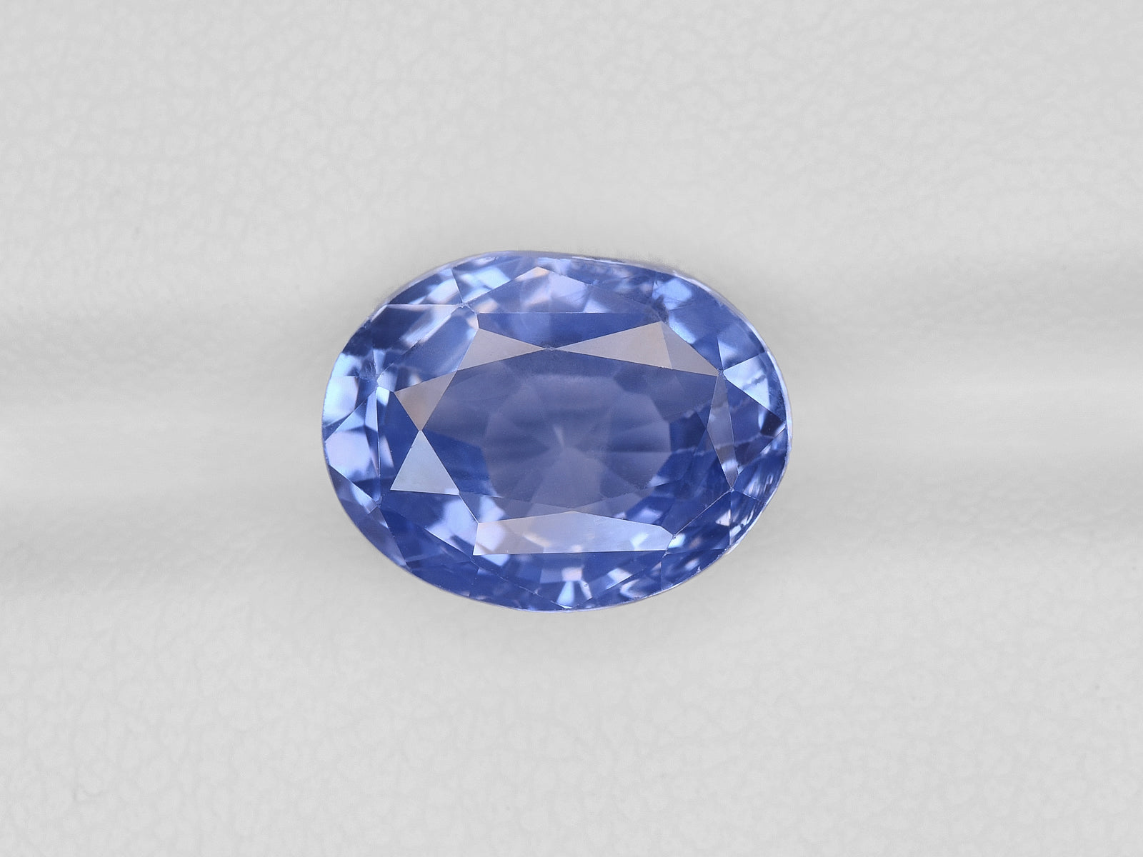 8800918-oval-velvety-blue-gia-kashmir-natural-blue-sapphire-7.19-ct
