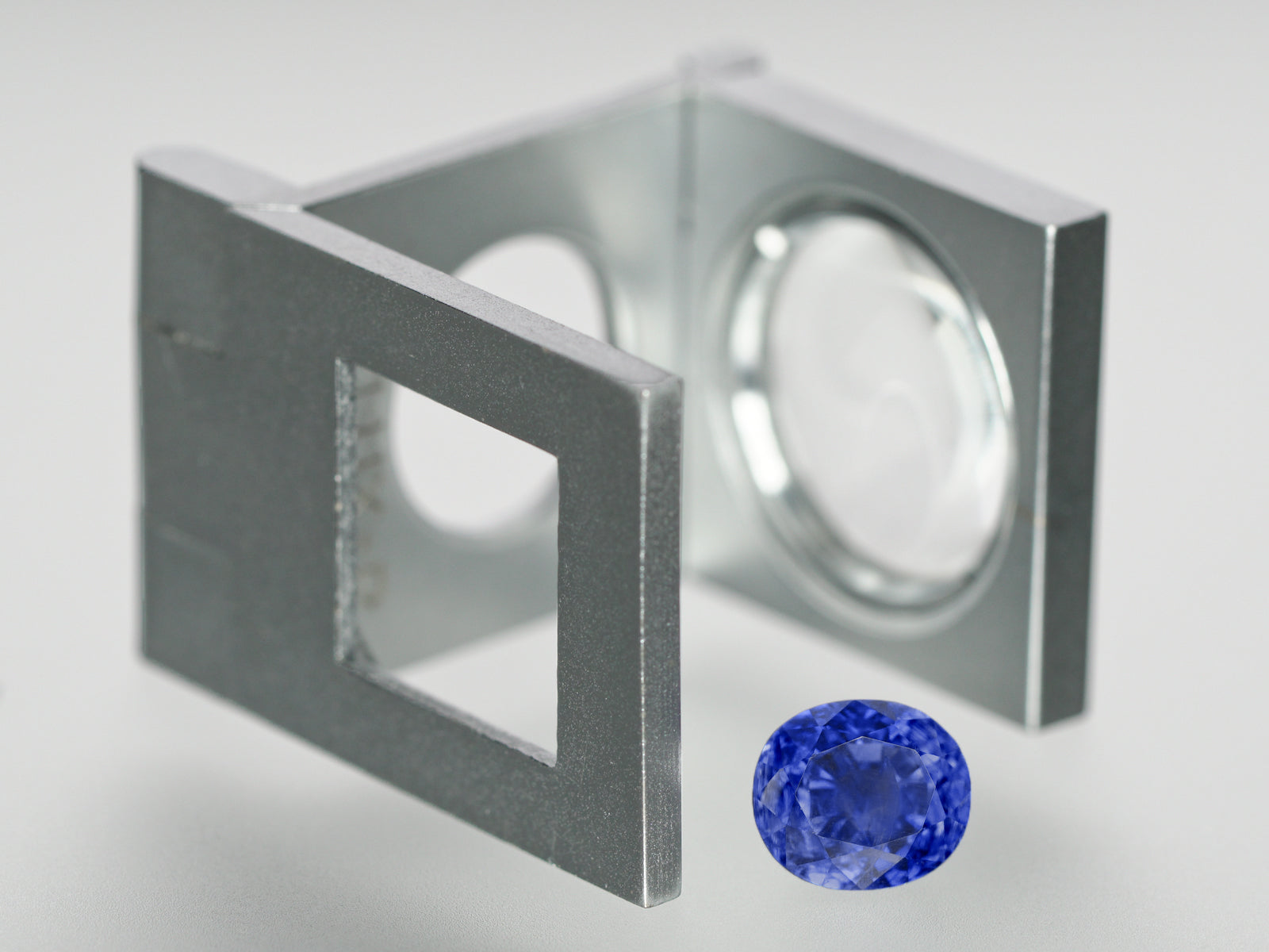 8800459-oval-rich-velvety-cornflower-blue-gia-grs-kashmir-natural-blue-sapphire-3.61-ct