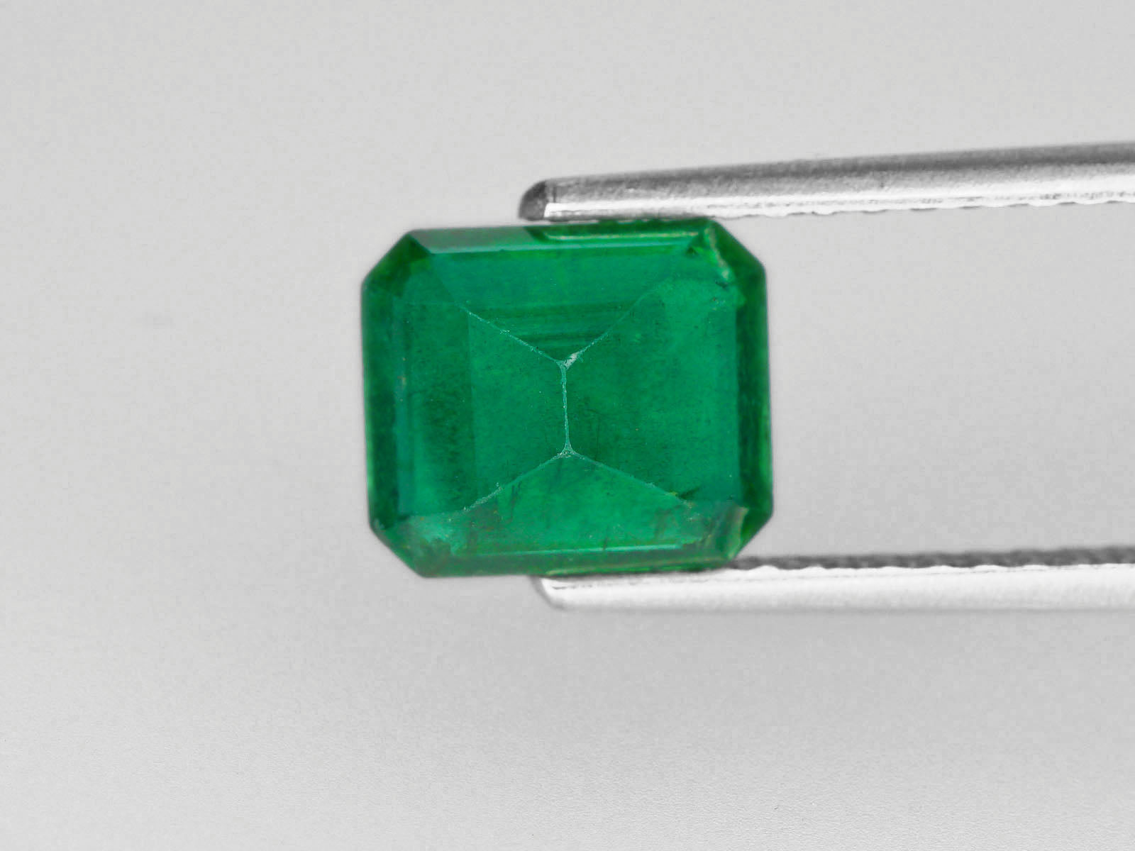 8800458-octagonal-deep-green-grs-zambia-natural-emerald-5.86-ct