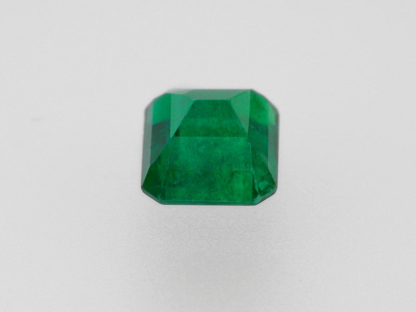 8800458-octagonal-deep-green-grs-zambia-natural-emerald-5.86-ct