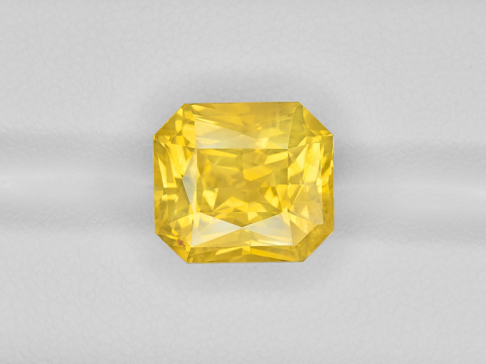8800998-octagonal-fiery-vivid-yellow-grs-sri-lanka-natural-yellow-sapphire-11.32-ct