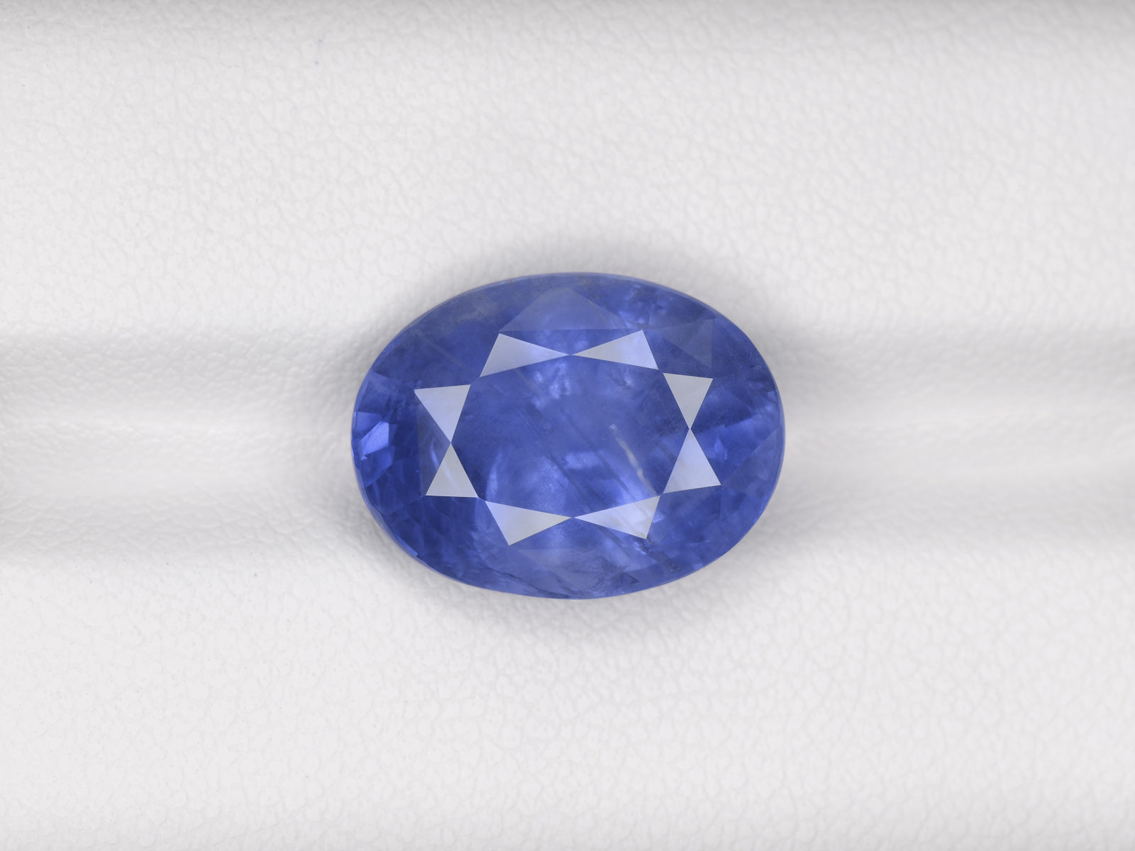 8800775-oval-intense-blue-igi-burma-natural-blue-sapphire-10.08-ct
