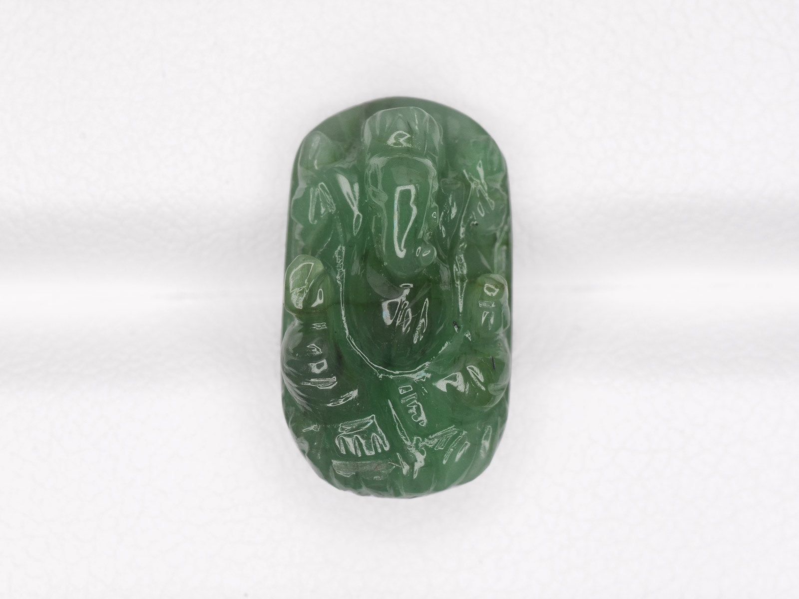 8800757-carved-medium-green-igi-zambia-natural-emerald-7.31-ct