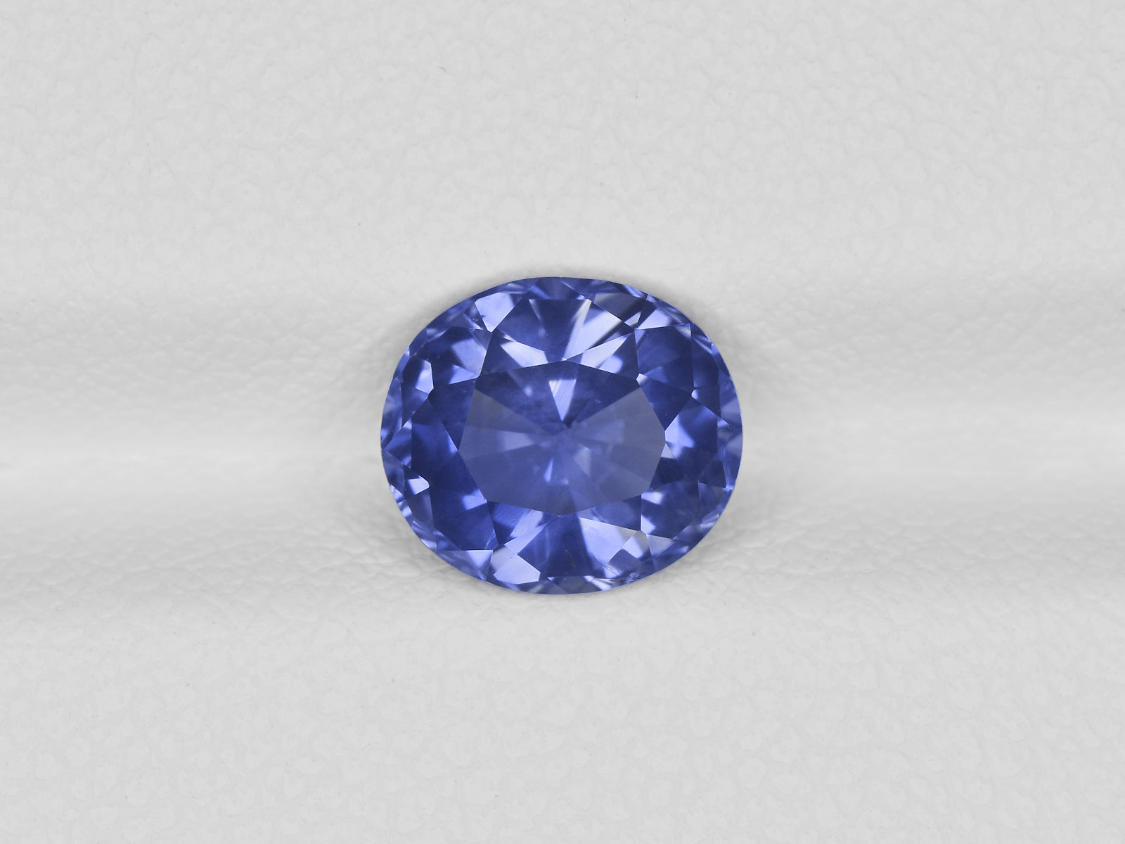 8801001-oval-rich-violetish-blue-grs-sri-lanka-natural-blue-sapphire-2.08-ct