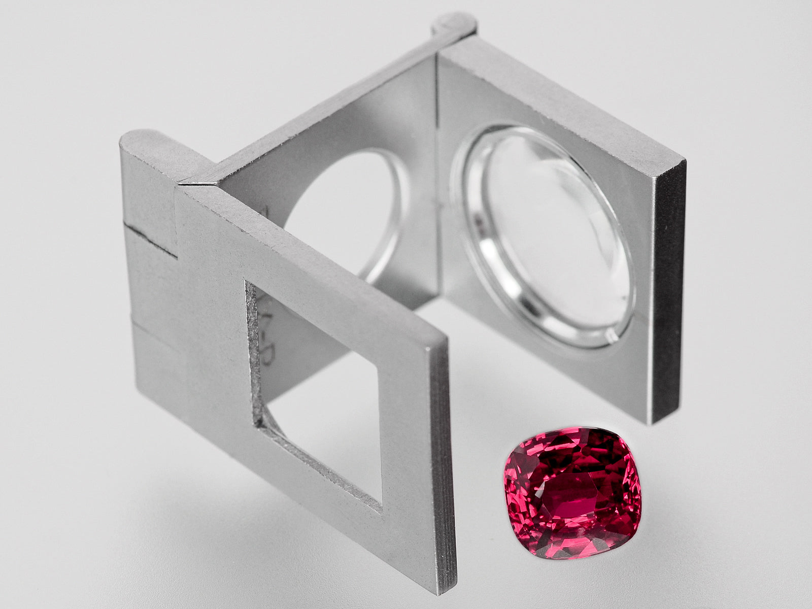 8800720-cushion-fiery-vivid-purple-red-grs-mozambique-natural-ruby-4.00-ct