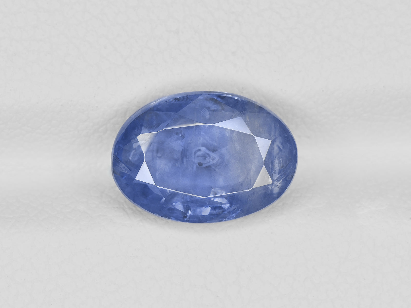 8801166-oval-medium-blue-gia-grs-kashmir-natural-blue-sapphire-4.56-ct