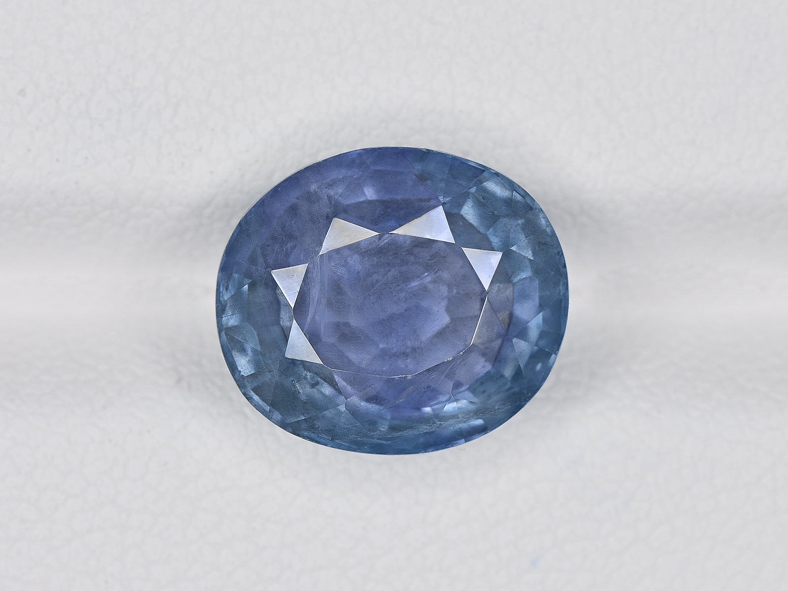 8801143-oval-intense-blue-with-a-slight-greenish-hue-igi-burma-natural-blue-sapphire-6.73-ct