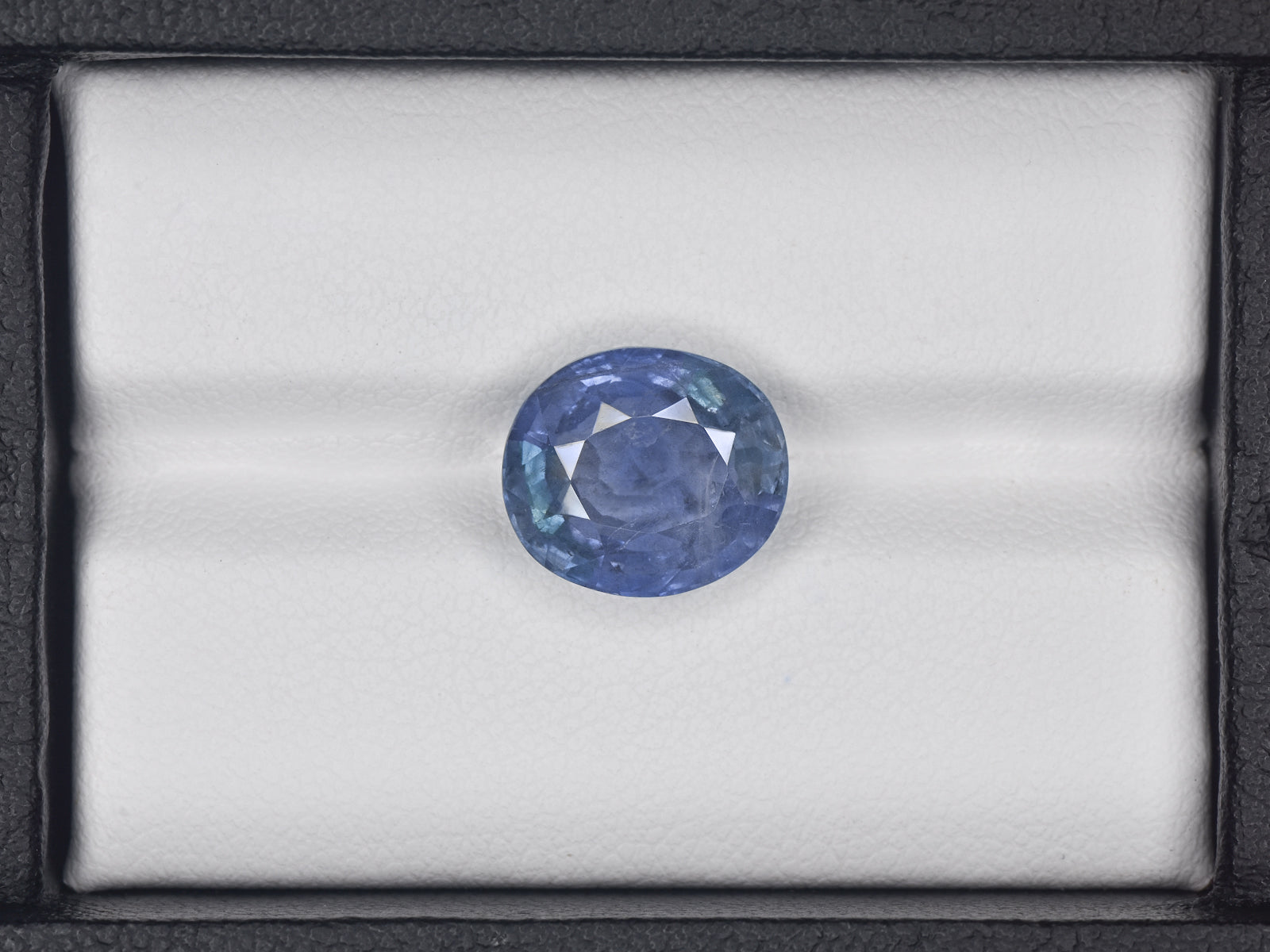 8801143-oval-intense-blue-with-a-slight-greenish-hue-igi-burma-natural-blue-sapphire-6.73-ct