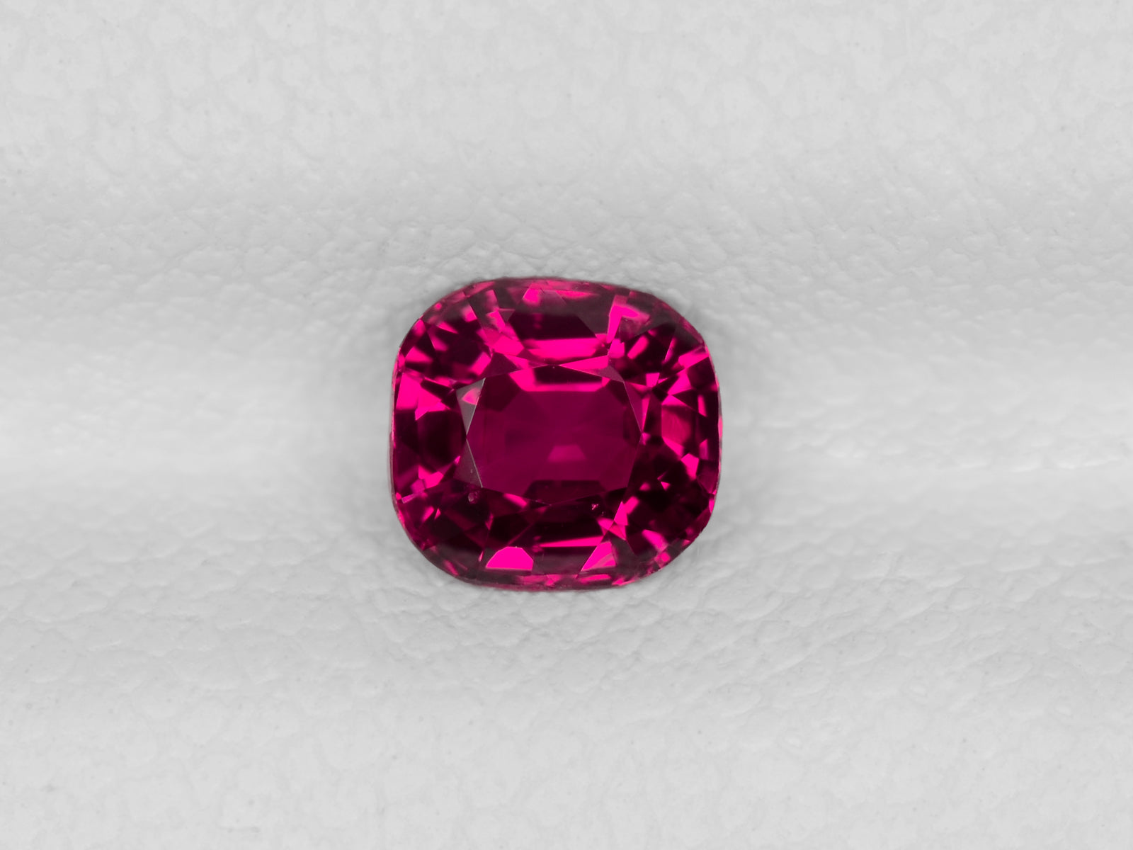 8800878-cushion-fiery-rich-pinkish-red-igi-burma-natural-ruby-0.57-ct