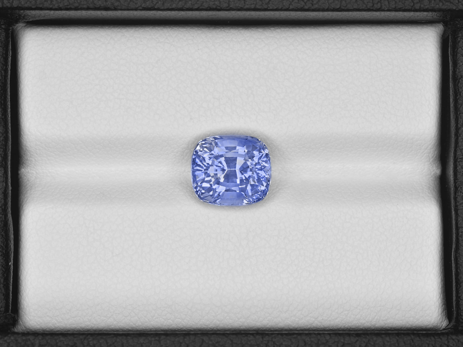 8801165-cushion-lustrous-soft-blue-gia-gii-sri-lanka-natural-blue-sapphire-4.19-ct
