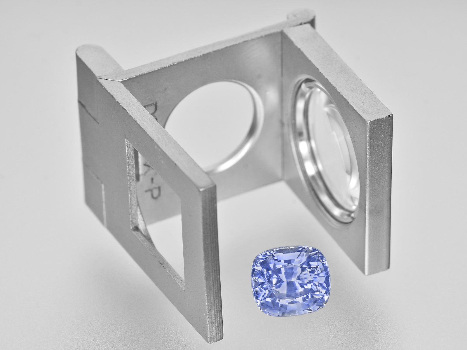 8801165-cushion-lustrous-soft-blue-gia-gii-sri-lanka-natural-blue-sapphire-4.19-ct