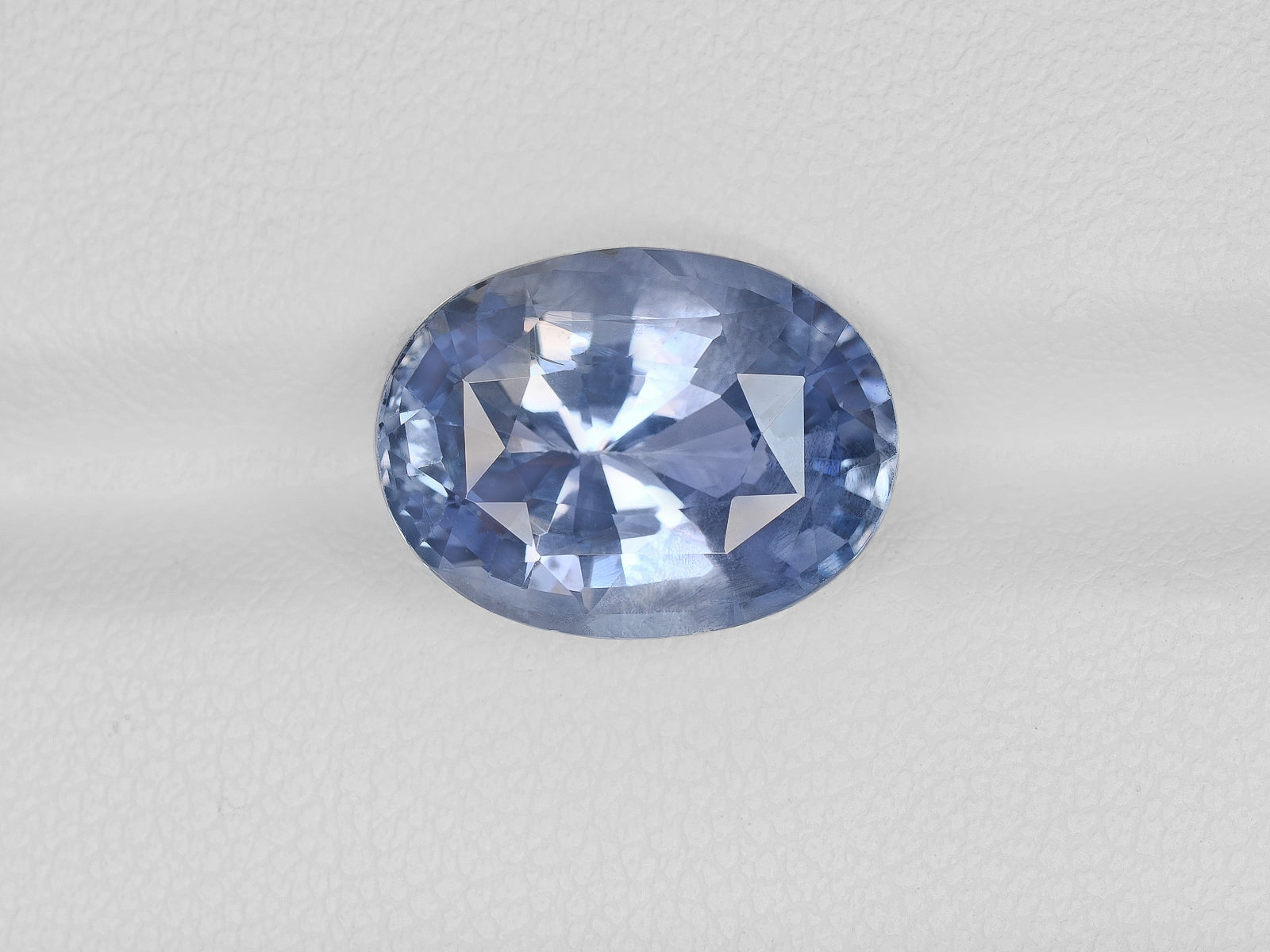 8800881-oval-light-blue-igi-sri-lanka-natural-blue-sapphire-7.96-ct