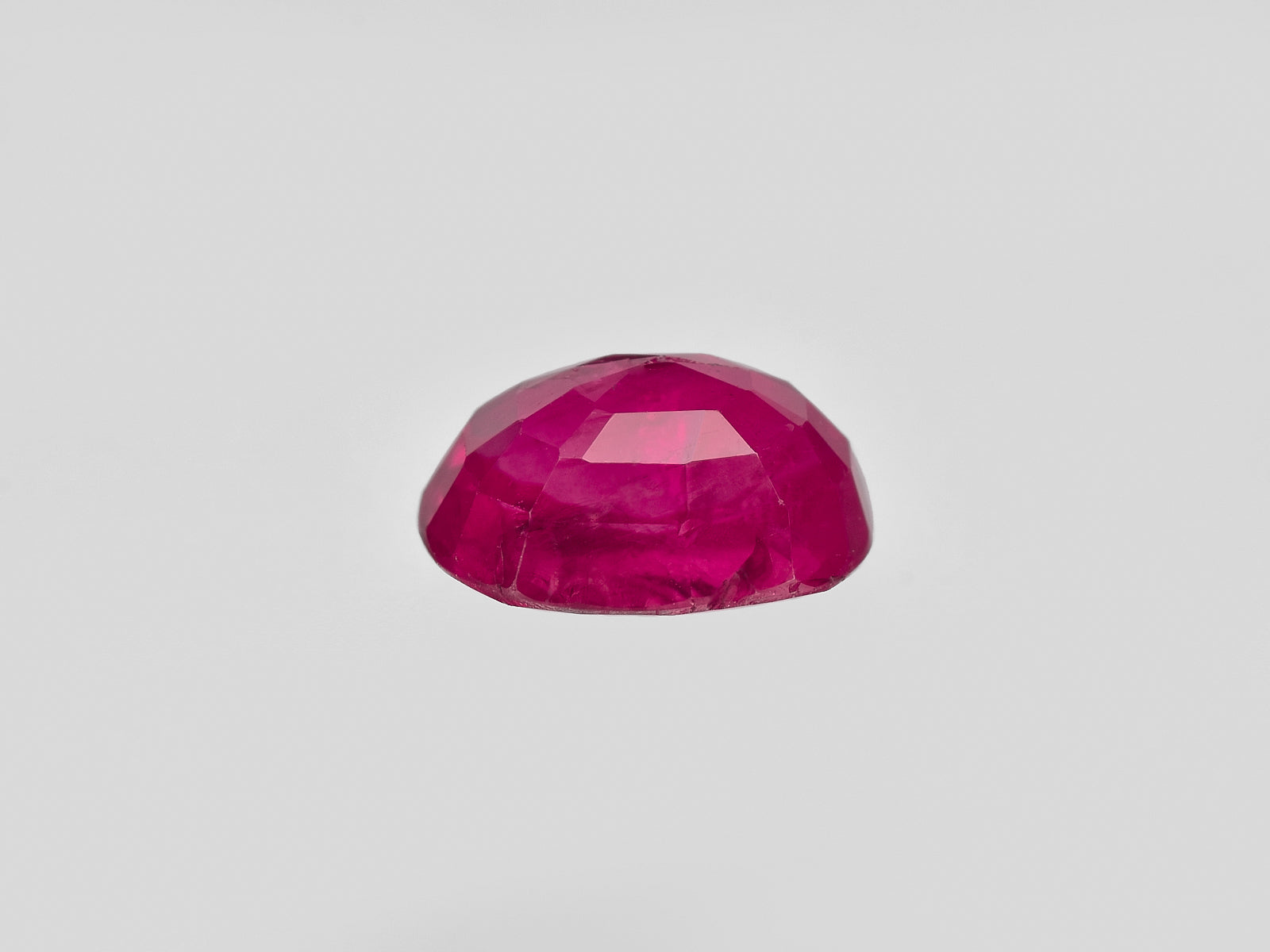 8801053-oval-rich-pinkish-red-grs-igi-burma-natural-ruby-1.21-ct
