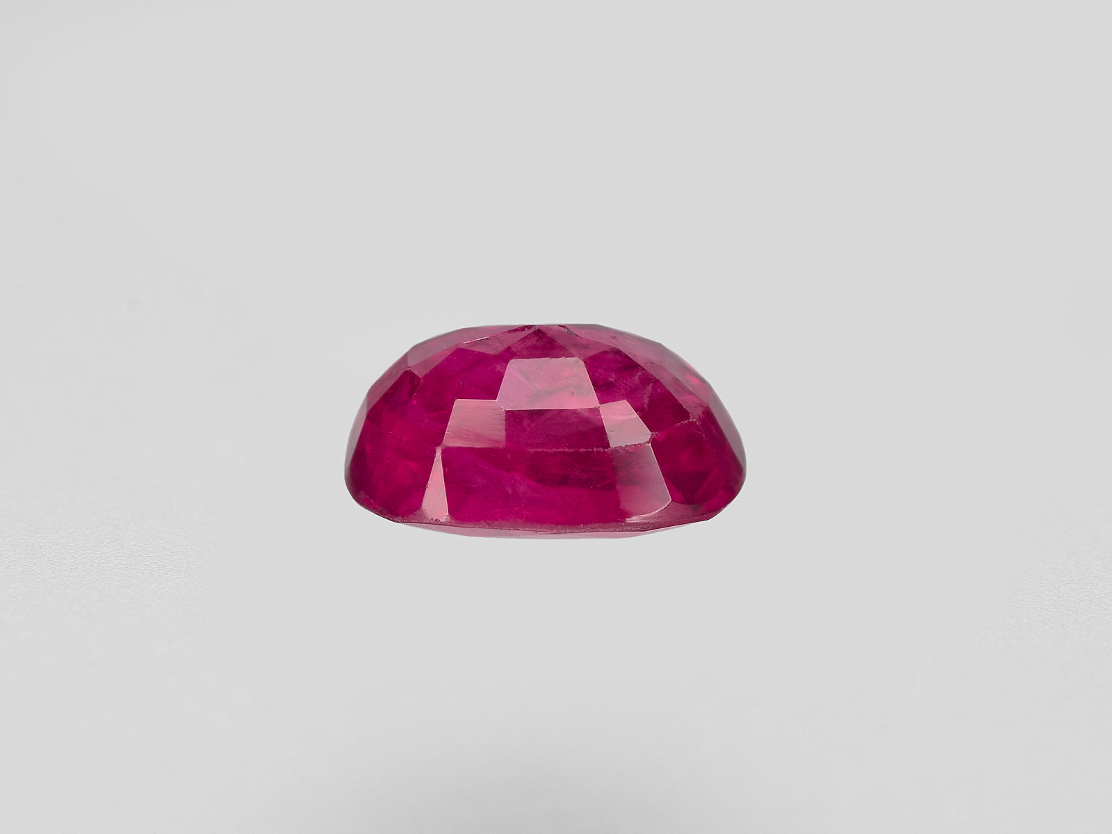 8801053-oval-rich-pinkish-red-grs-igi-burma-natural-ruby-1.21-ct