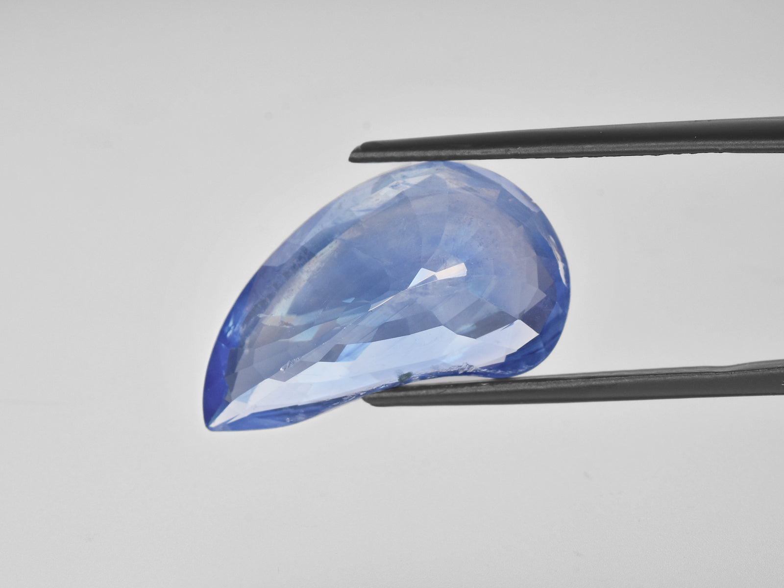 8800984-pear-velvety-pastel-blue-gia-grs-kashmir-natural-blue-sapphire-16.48-ct
