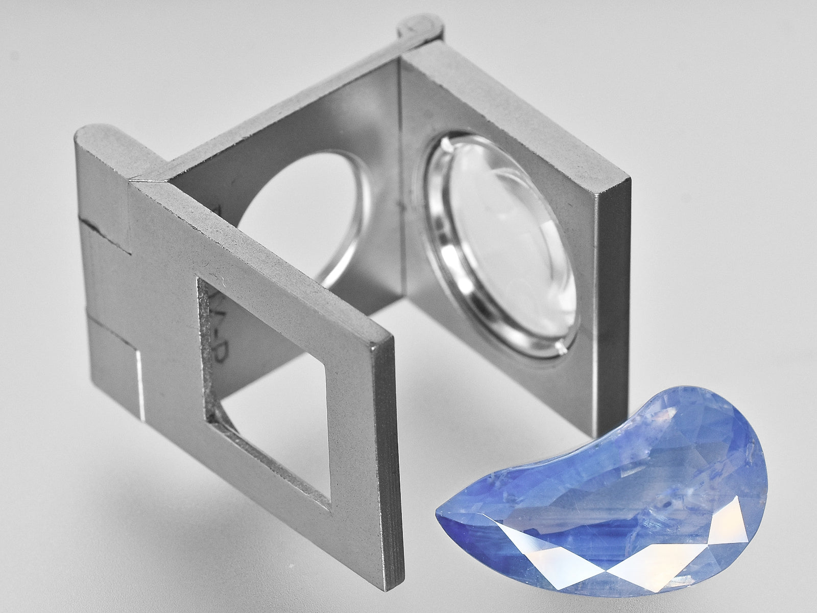 8800984-pear-velvety-pastel-blue-gia-grs-kashmir-natural-blue-sapphire-16.48-ct