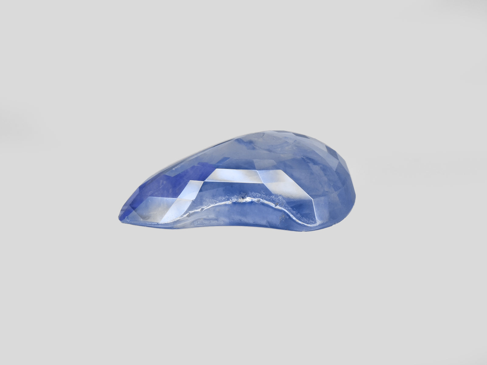 8800984-pear-velvety-pastel-blue-gia-grs-kashmir-natural-blue-sapphire-16.48-ct