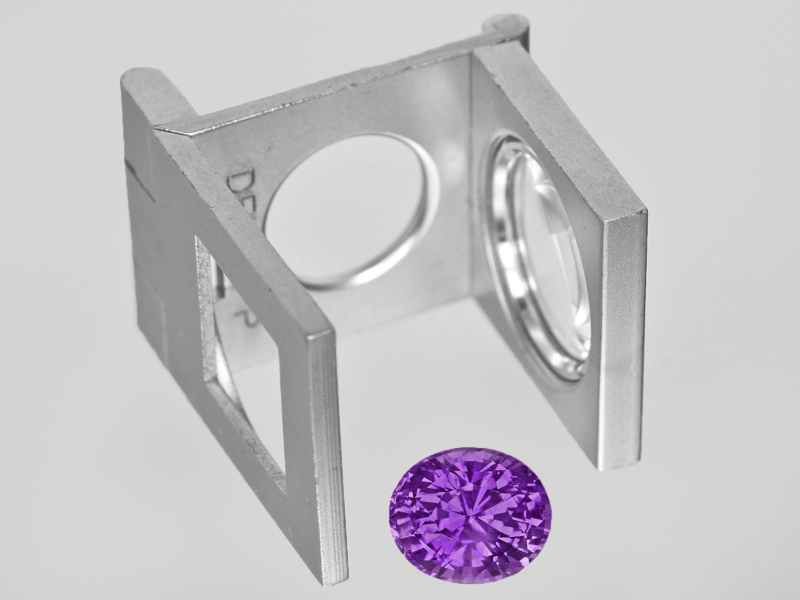 8801407-oval-lavender-grs-sri-lanka-natural-other-fancy-sapphire-5.33-ct