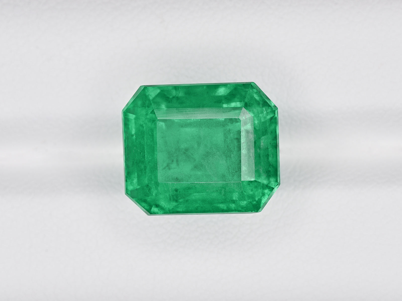 8801287-octagonal-velvety-intense-green-grs-ethiopia-natural-emerald-12.08-ct