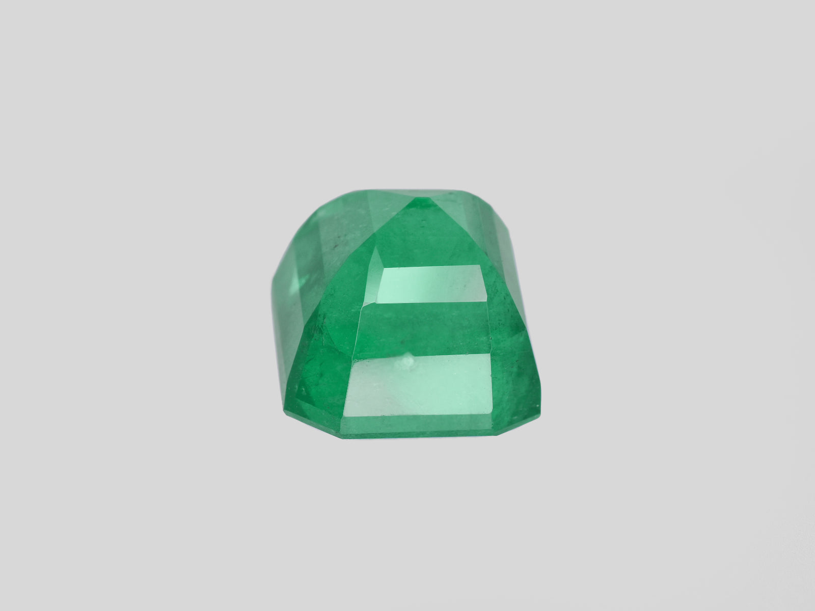 8801287-octagonal-velvety-intense-green-grs-ethiopia-natural-emerald-12.08-ct