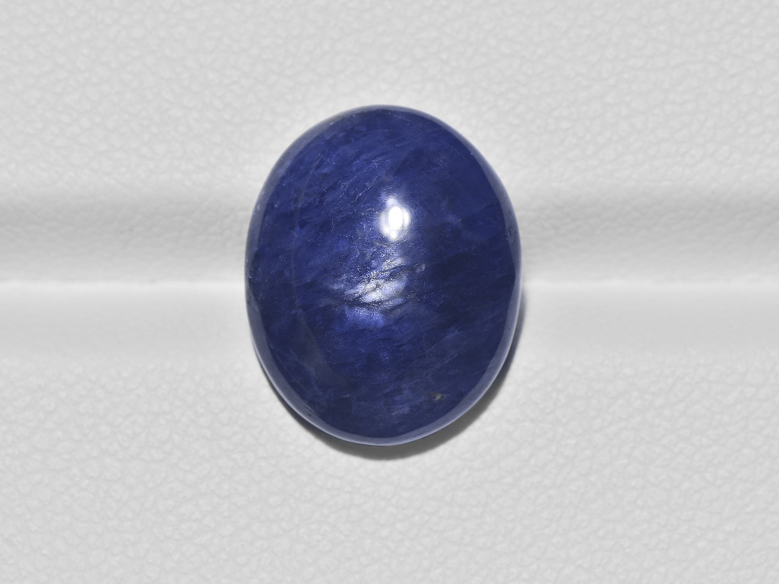 8801047-cabochon-deep-blue-burma-natural-blue-sapphire-11.37-ct