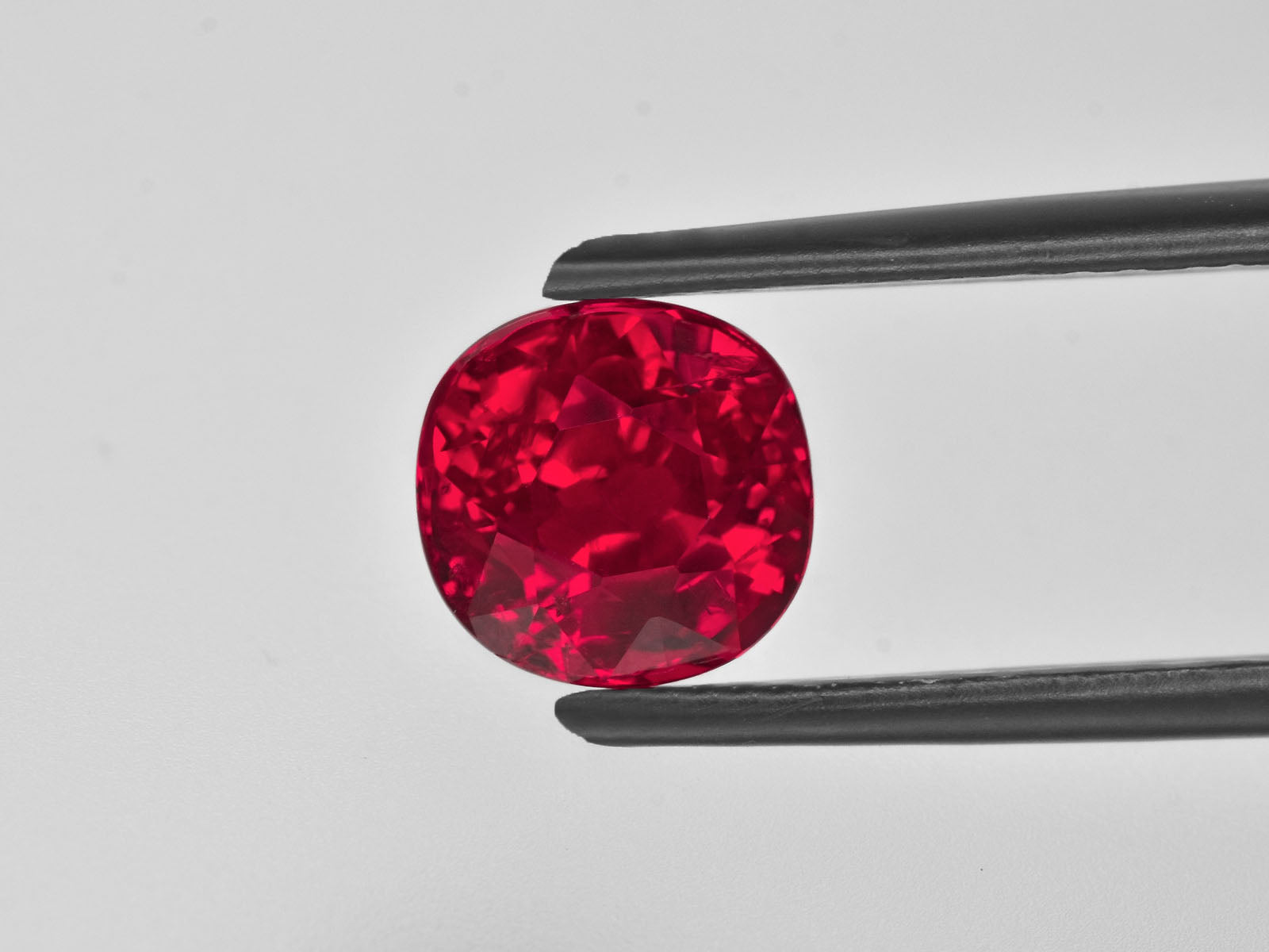 8801048-cushion-fiery-rich-pigeon-blood-red-grs-gii-madagascar-natural-ruby-3.03-ct